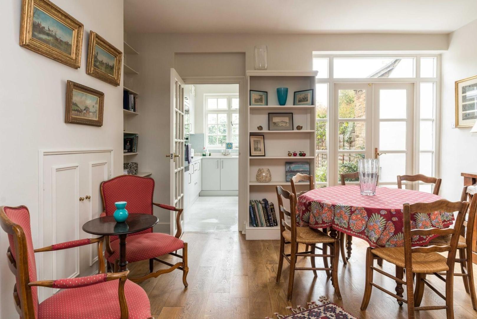 Charming 2bd House With Garden In Hammersmith Apartment